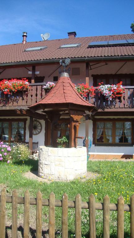 Mettenberger Hof - Pension Графенхаузен Екстериор снимка