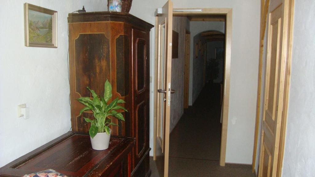 Mettenberger Hof - Pension Графенхаузен Екстериор снимка